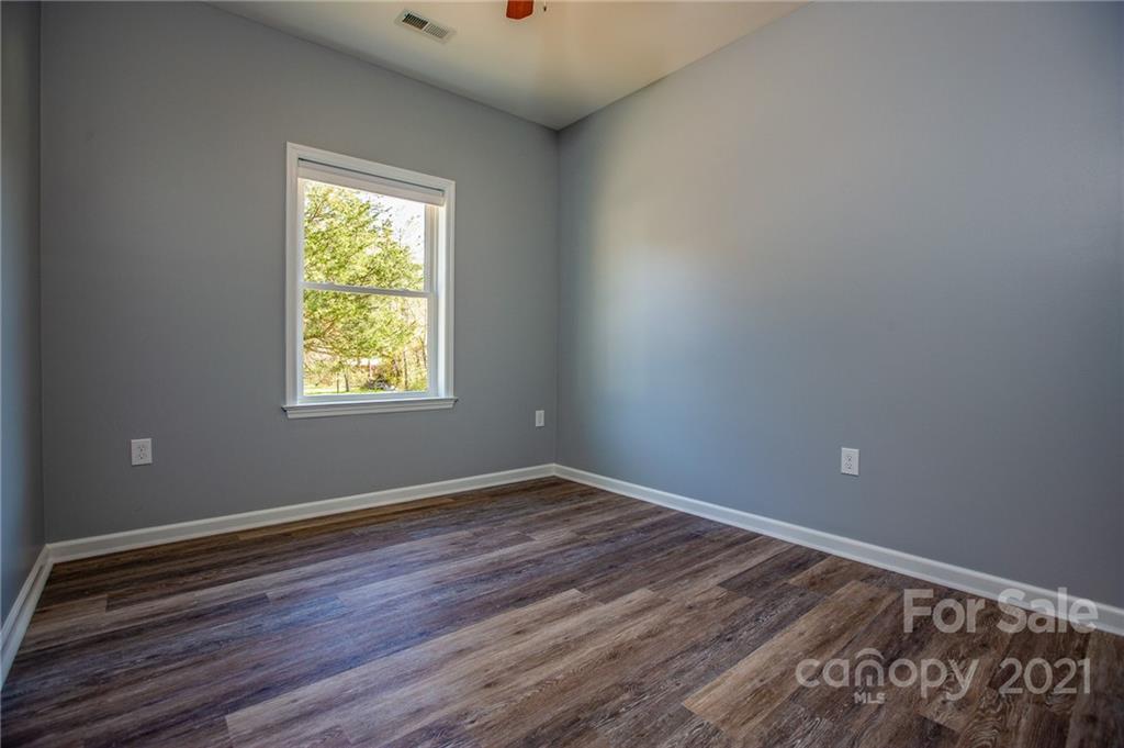 118 East Street Black Mountain NC 28711