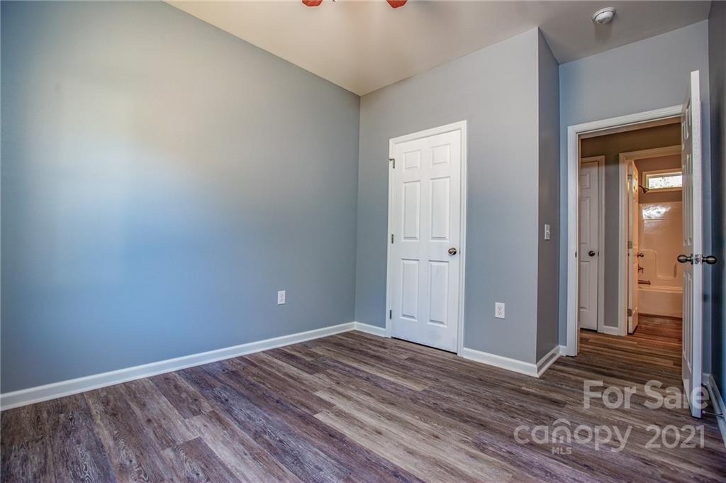 118 East Street Black Mountain NC 28711