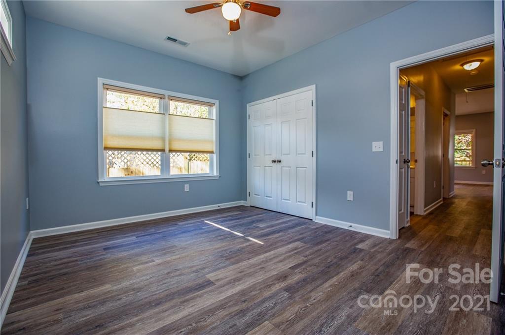 118 East Street Black Mountain NC 28711