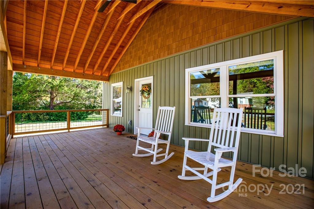 118 East Street Black Mountain NC 28711