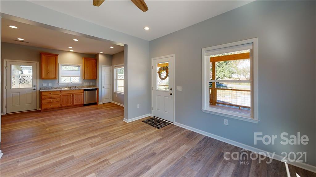 118 East Street Black Mountain NC 28711