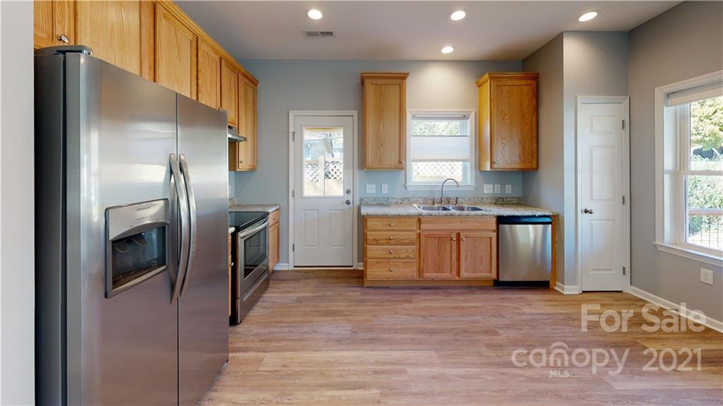118 East Street Black Mountain NC 28711