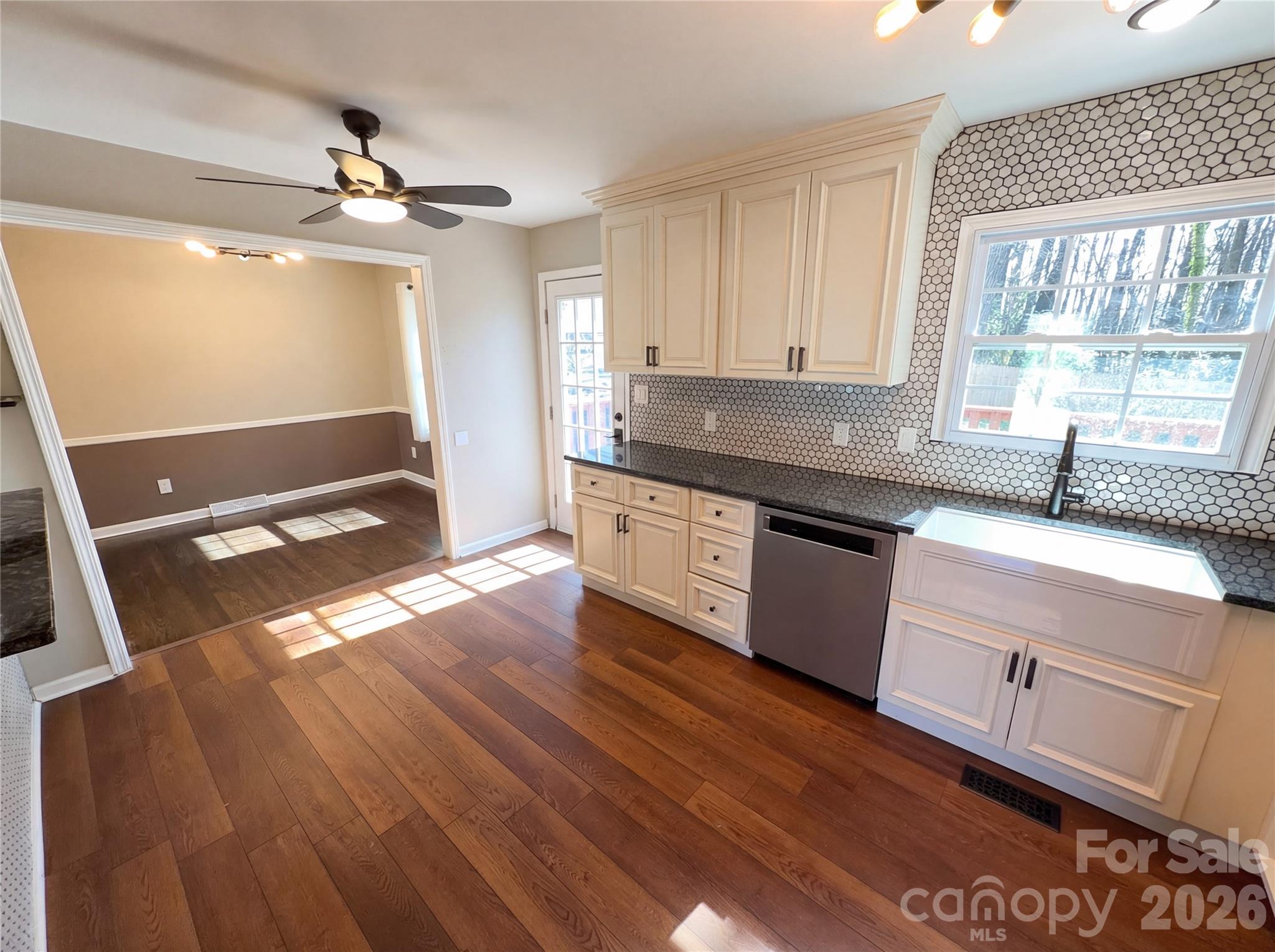 7700 Meadowdale Lane Charlotte NC 28212