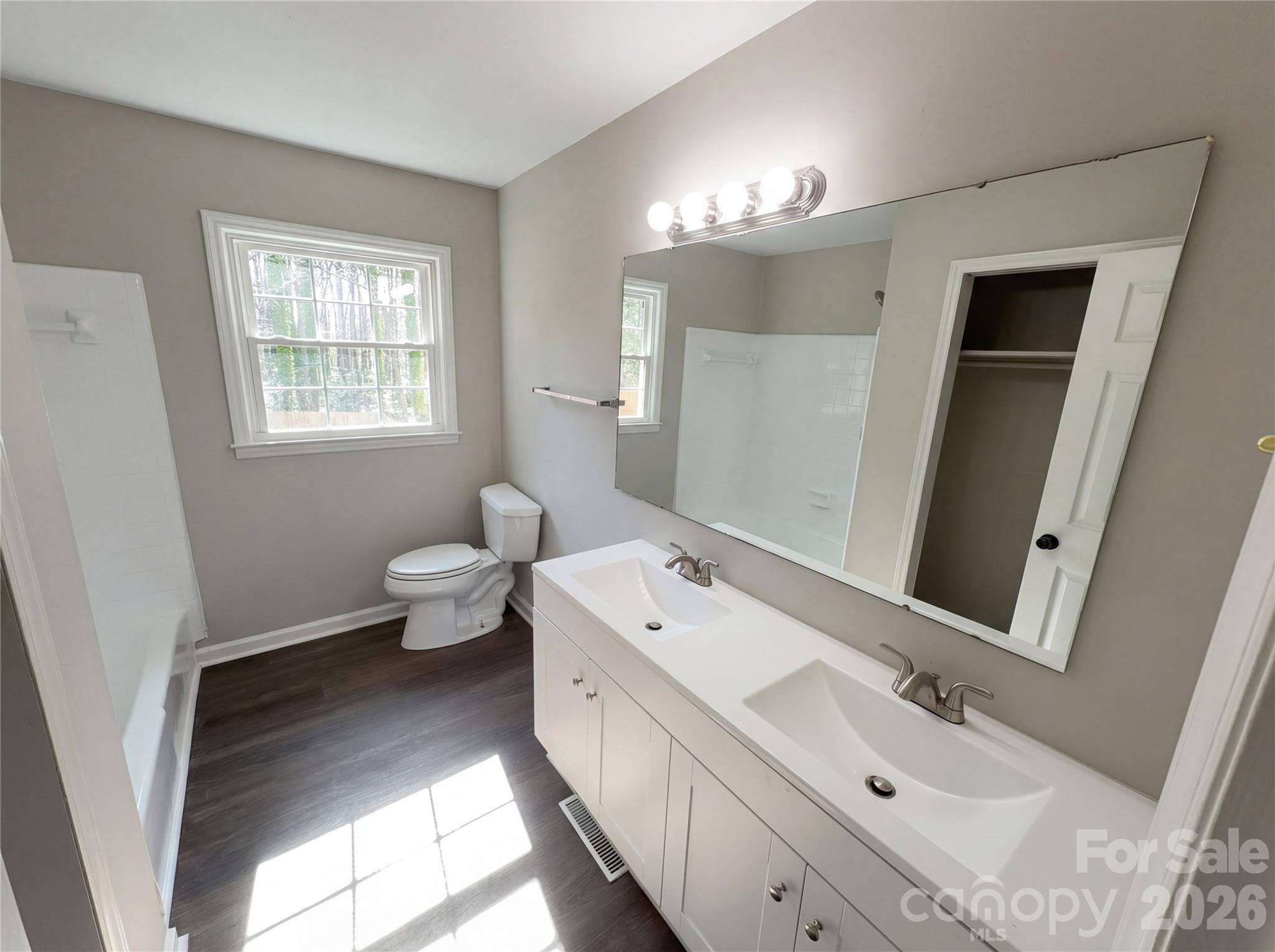 7700 Meadowdale Lane Charlotte NC 28212