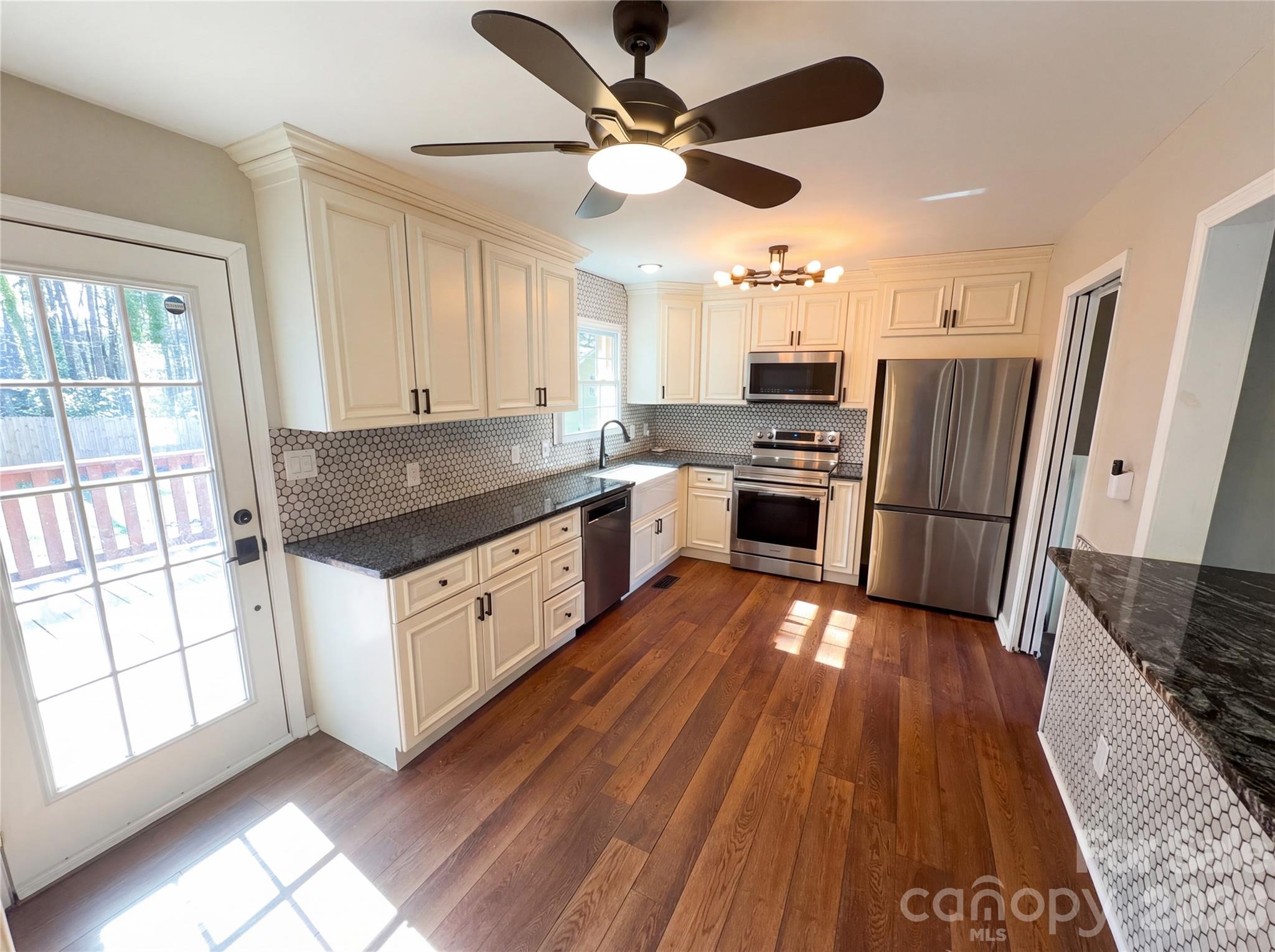 7700 Meadowdale Lane Charlotte NC 28212