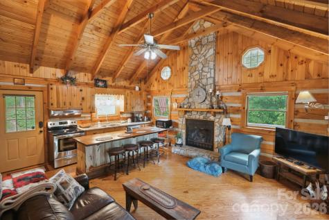 710 River Hills Road Lansing NC 28643