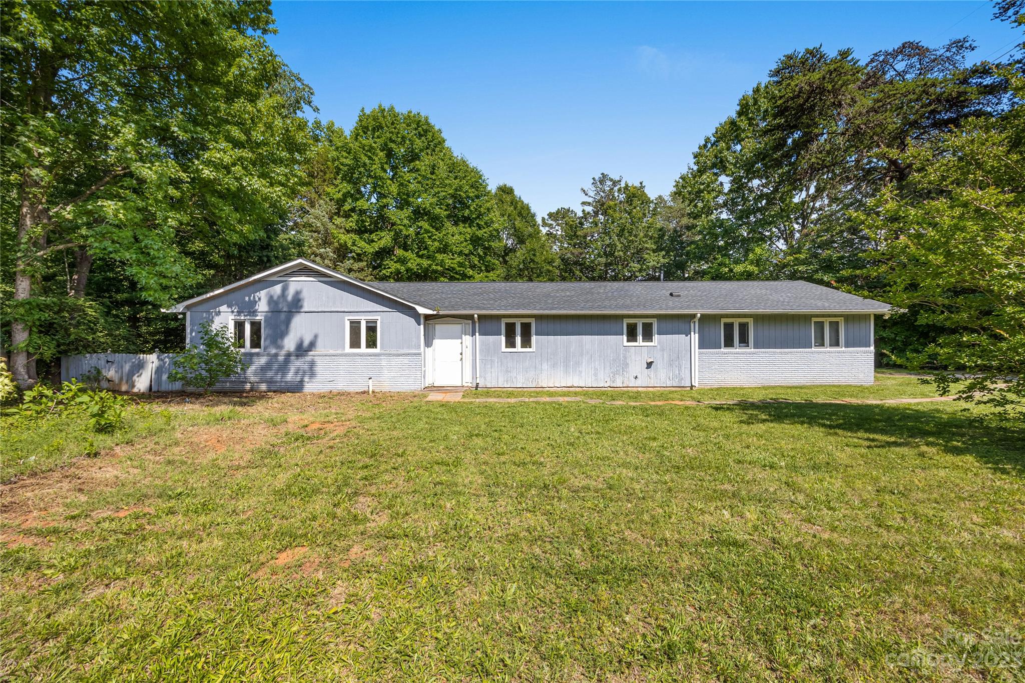 8029 Steele Creek Road Charlotte NC 28217
