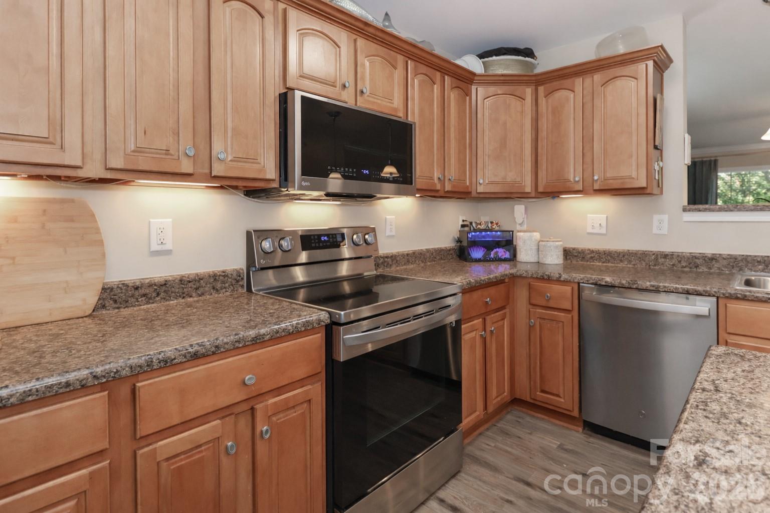 1123 Valley Street Statesville NC 28677