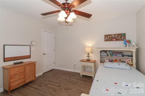1123 Valley Street Statesville NC 28677