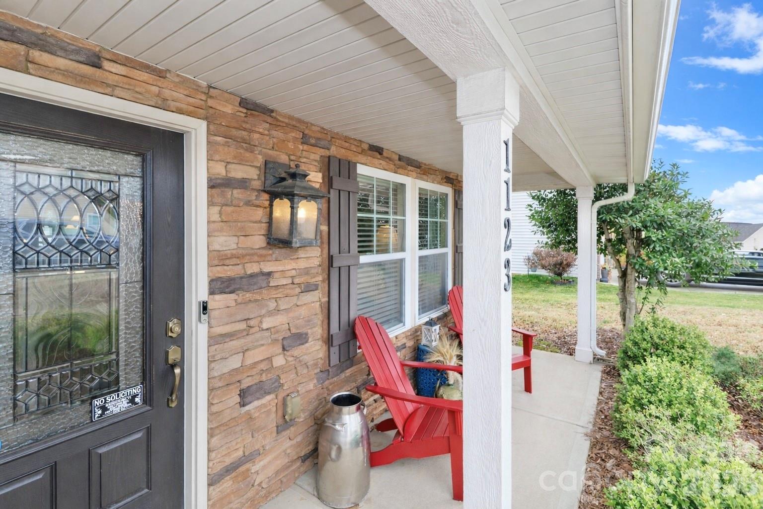 1123 Valley Street Statesville NC 28677