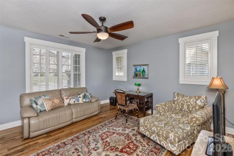 37 Creekside View Drive Asheville NC 28804