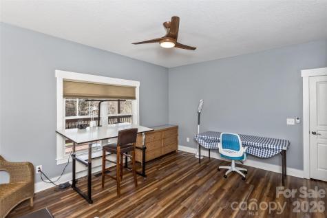 37 Creekside View Drive Asheville NC 28804