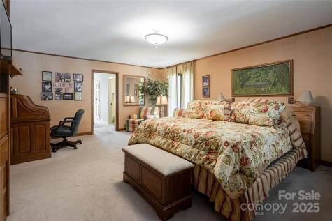 69 Forest Road Asheville NC 28803