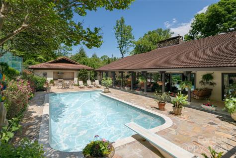 69 Forest Road Asheville NC 28803