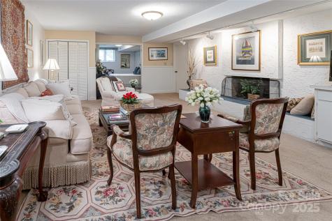 69 Forest Road Asheville NC 28803