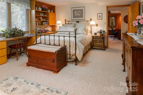 69 Forest Road Asheville NC 28803