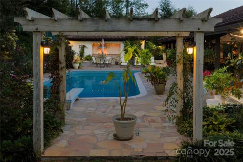 69 Forest Road Asheville NC 28803