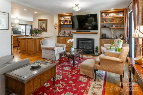 69 Forest Road Asheville NC 28803