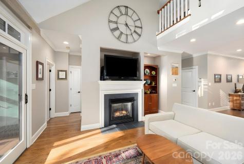 28 Meadow Village Lane Asheville NC 28803