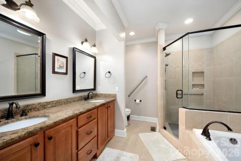 28 Meadow Village Lane Asheville NC 28803