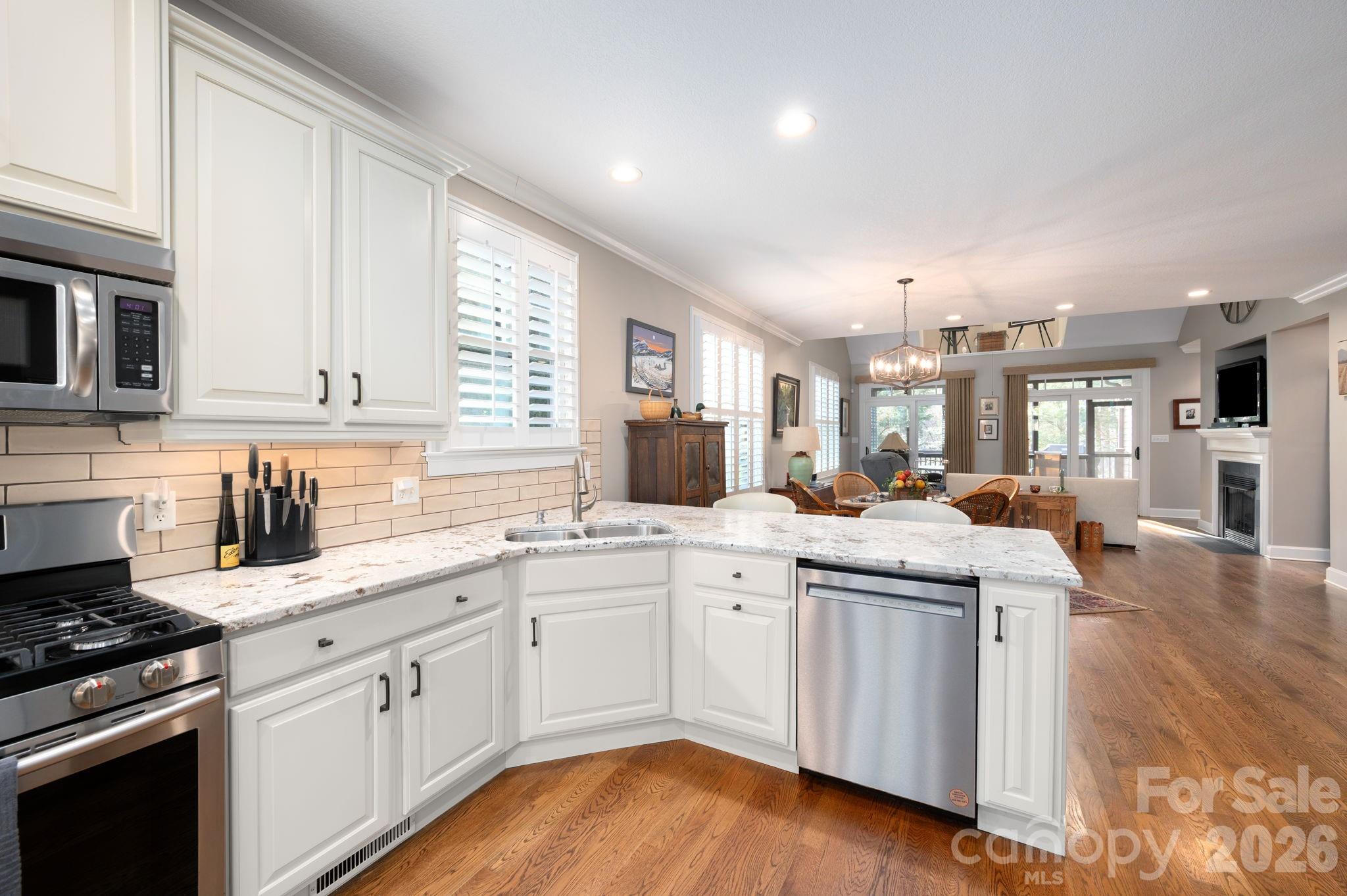 28 Meadow Village Lane Asheville NC 28803