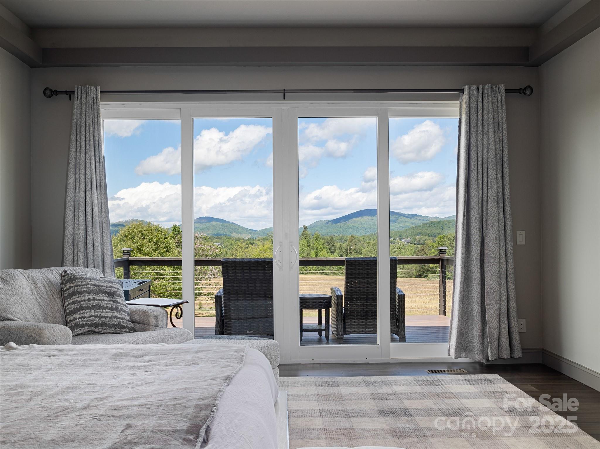 639 Byers Cove Road Hendersonville NC 28792
