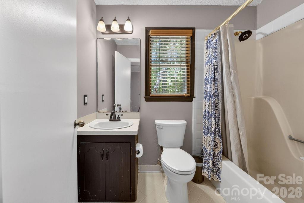 1908 W Sugar Creek Road Charlotte NC 28262