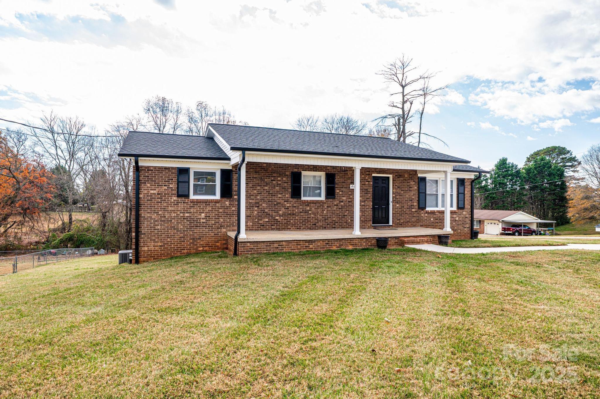 440 Greenlea Circle Taylorsville NC 28681