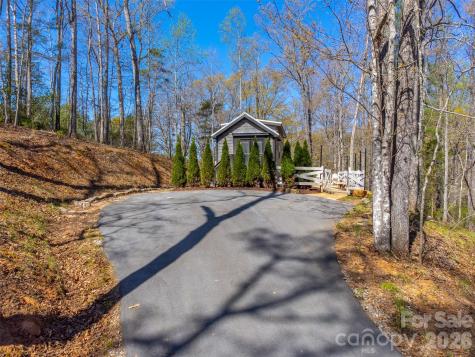 163 Simplicity Woods Drive Franklin NC 28734