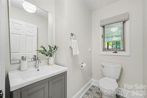 5500 Mcalpine Farm Road Charlotte NC 28226