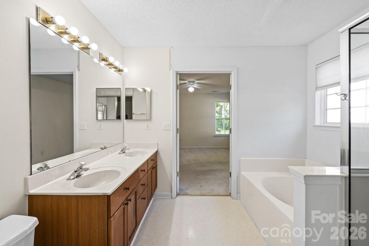 1937 Decatur Court Charlotte NC 28213