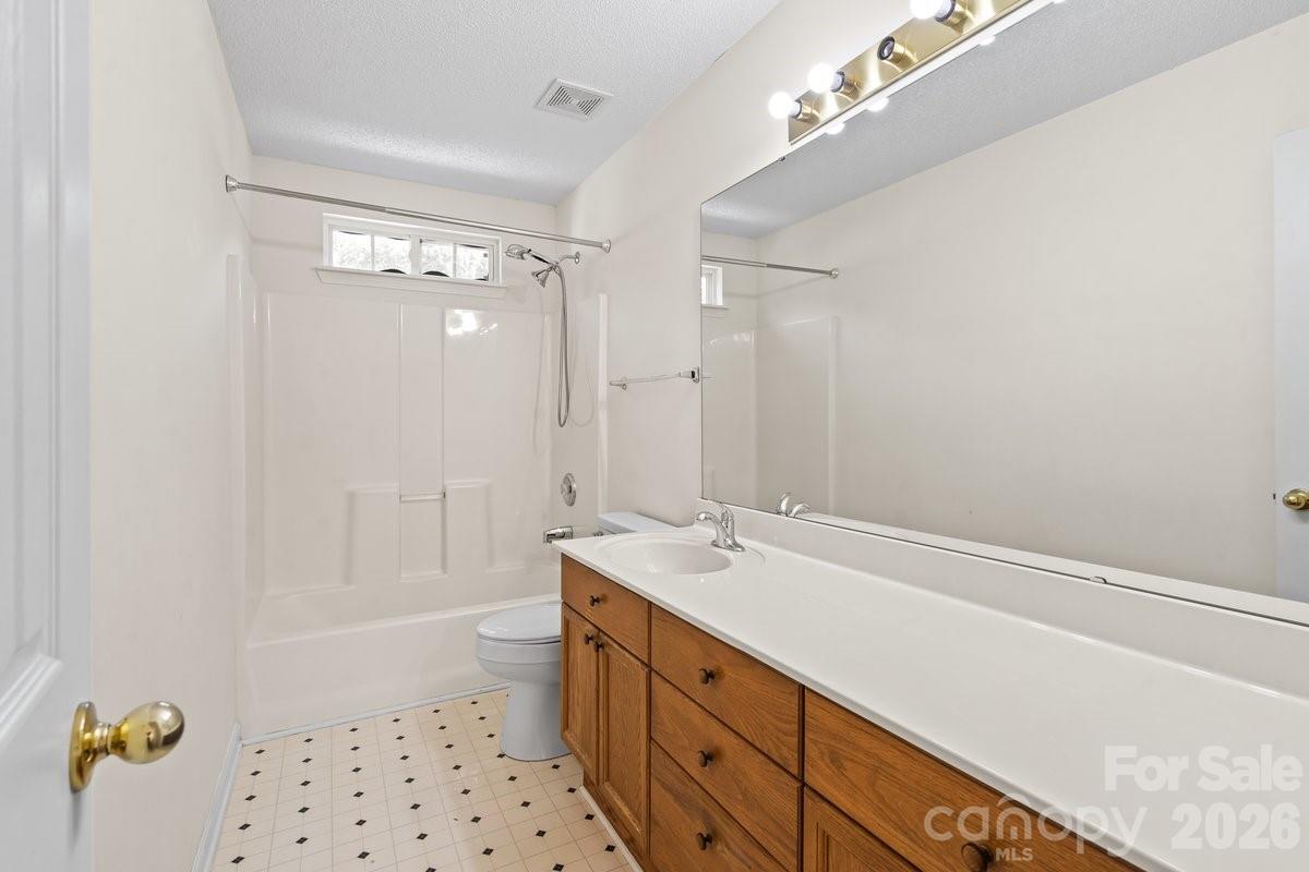 1937 Decatur Court Charlotte NC 28213