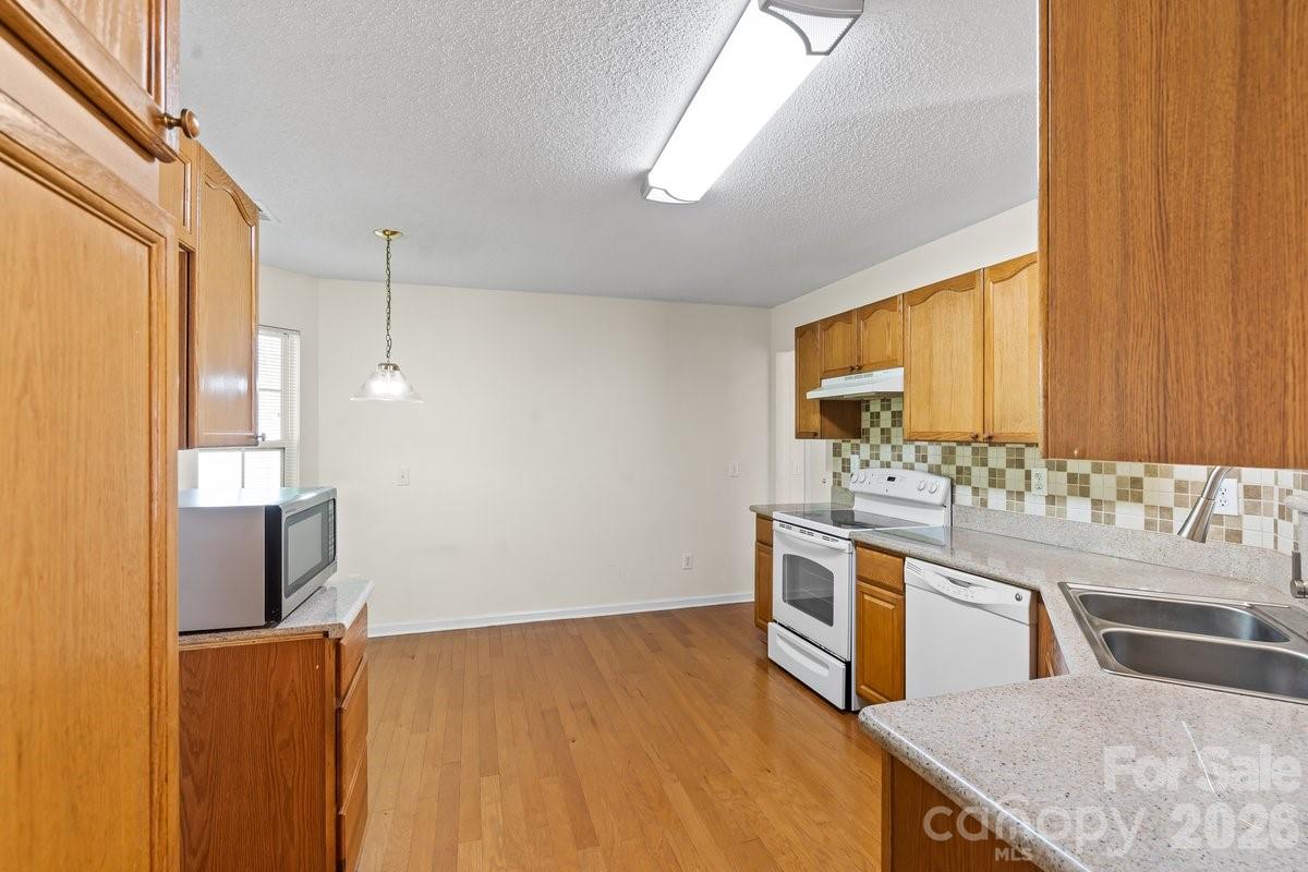 1937 Decatur Court Charlotte NC 28213