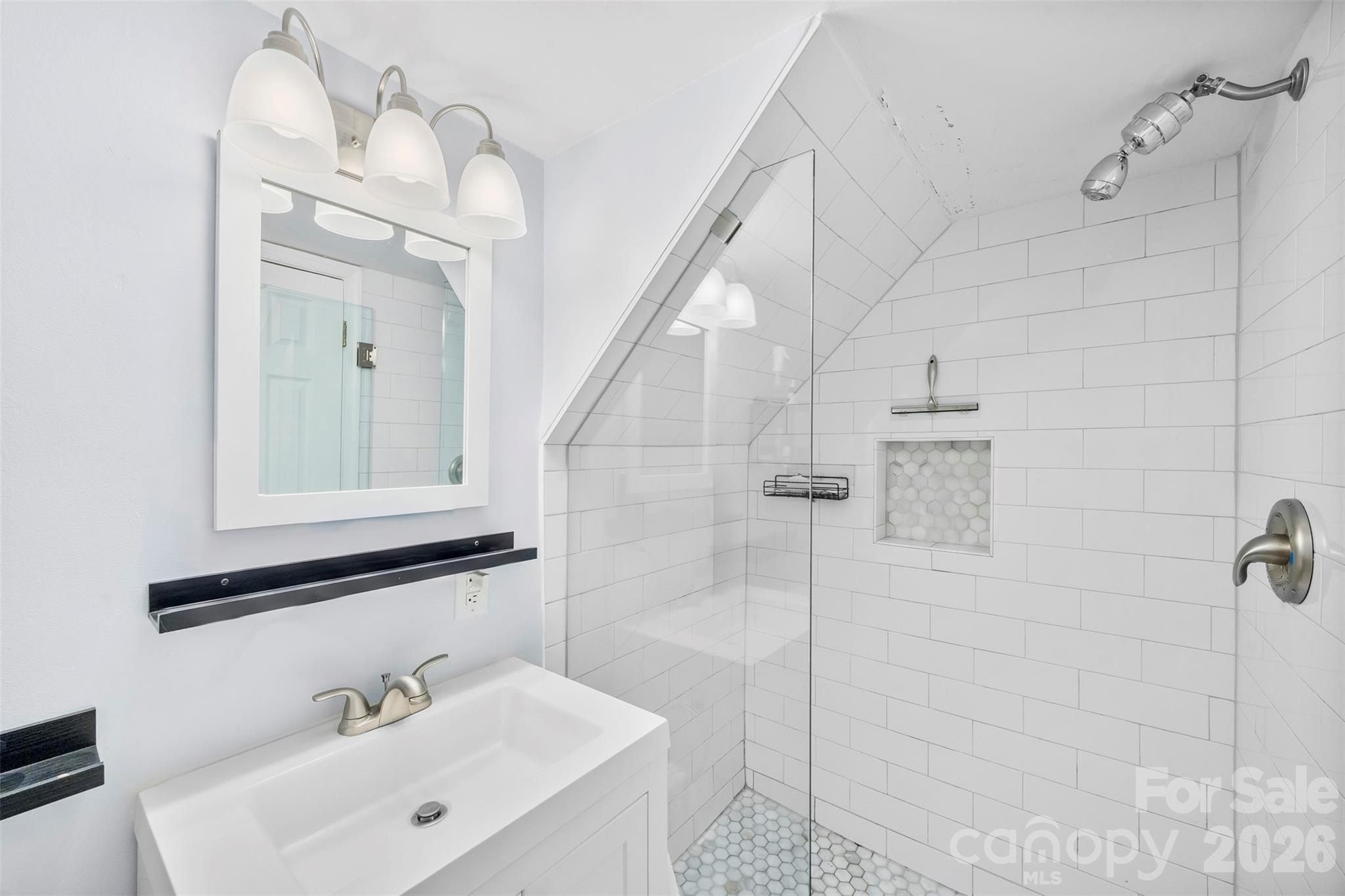 2411 Roundabout Lane Charlotte NC 28210