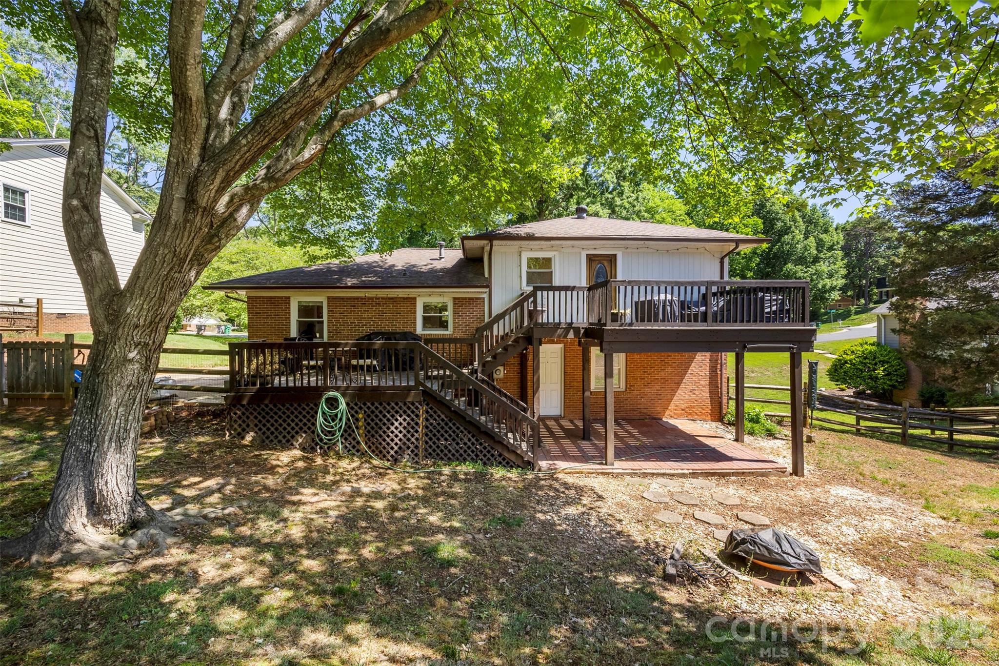 2411 Roundabout Lane Charlotte NC 28210