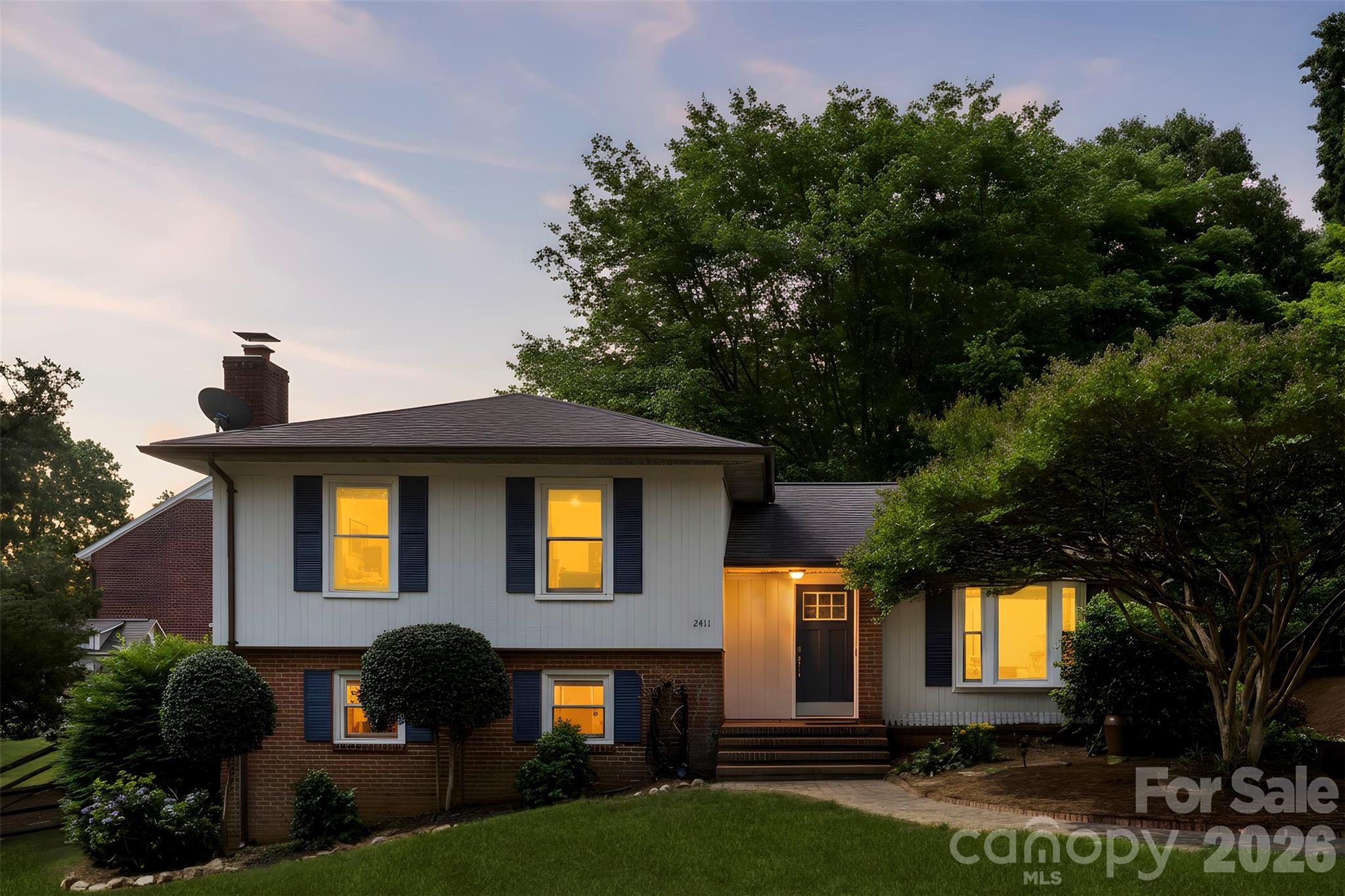 2411 Roundabout Lane Charlotte NC 28210