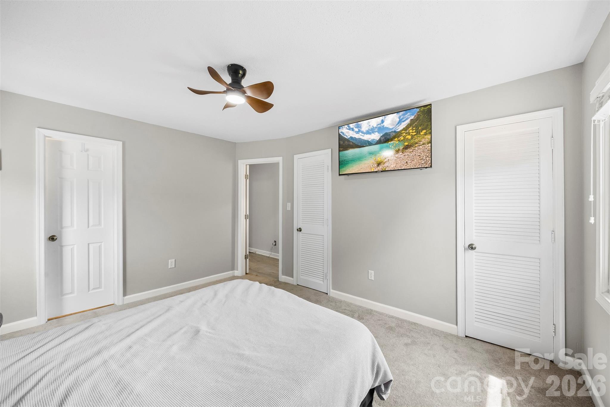 2411 Roundabout Lane Charlotte NC 28210