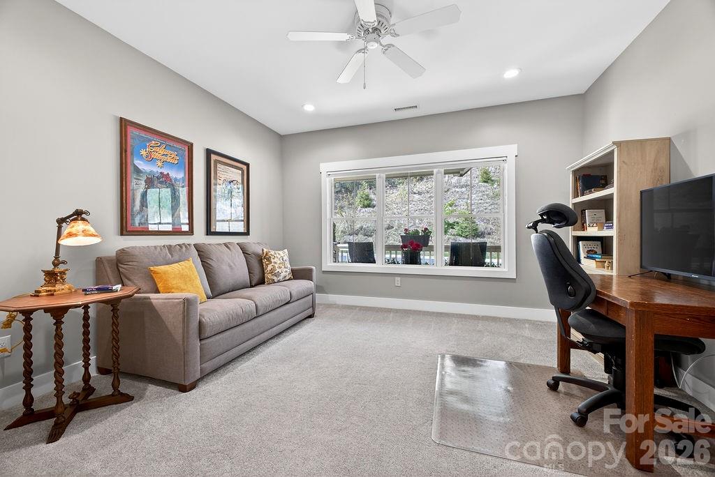 70 Copper Creek Lane Hendersonville NC 28739