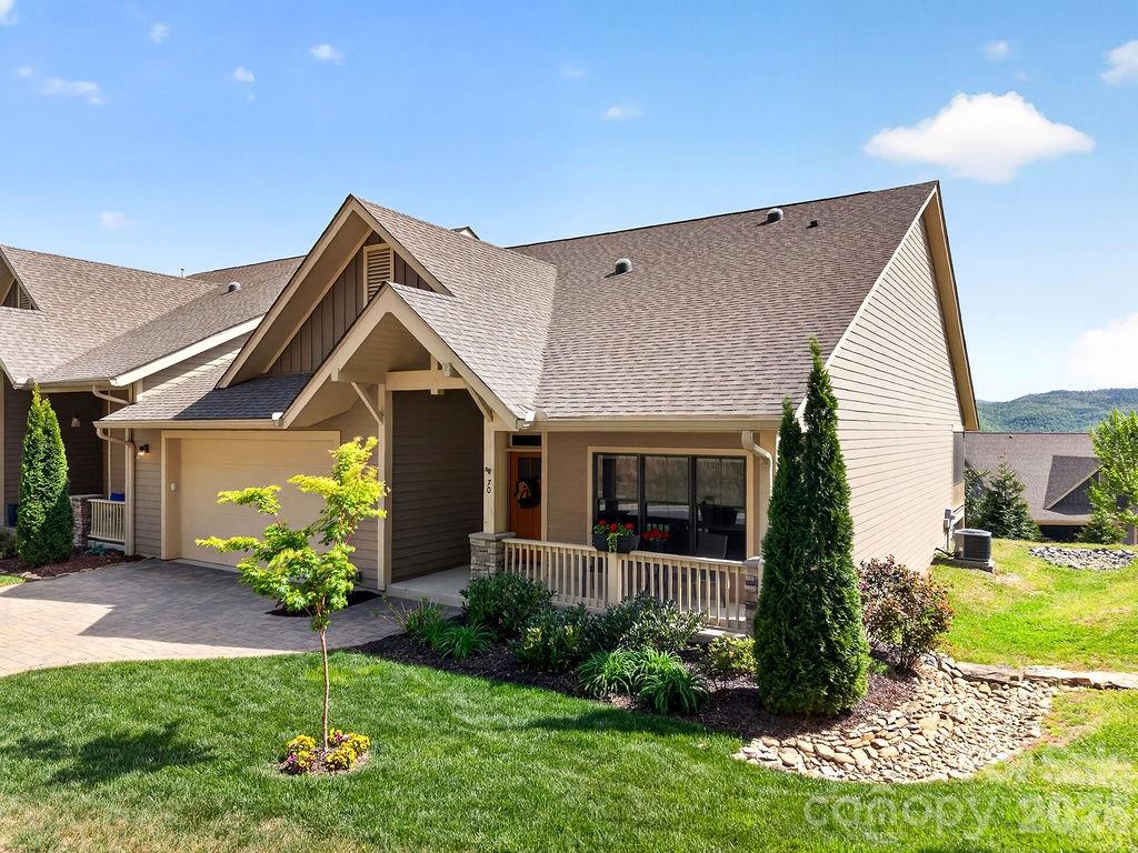 70 Copper Creek Lane Hendersonville NC 28739