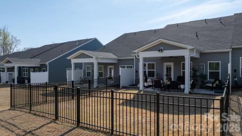 910 Prince Garrett Way Denver NC 28037