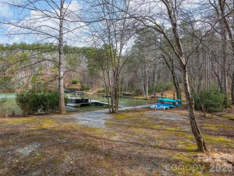 201 Hawk Ridge Drive Mill Spring NC 28756