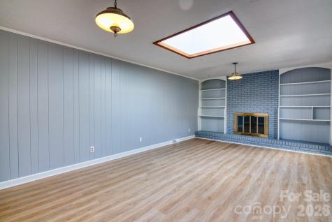 91 Haw Creek Circle Asheville NC 28805