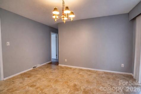 91 Haw Creek Circle Asheville NC 28805