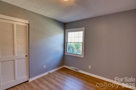 91 Haw Creek Circle Asheville NC 28805