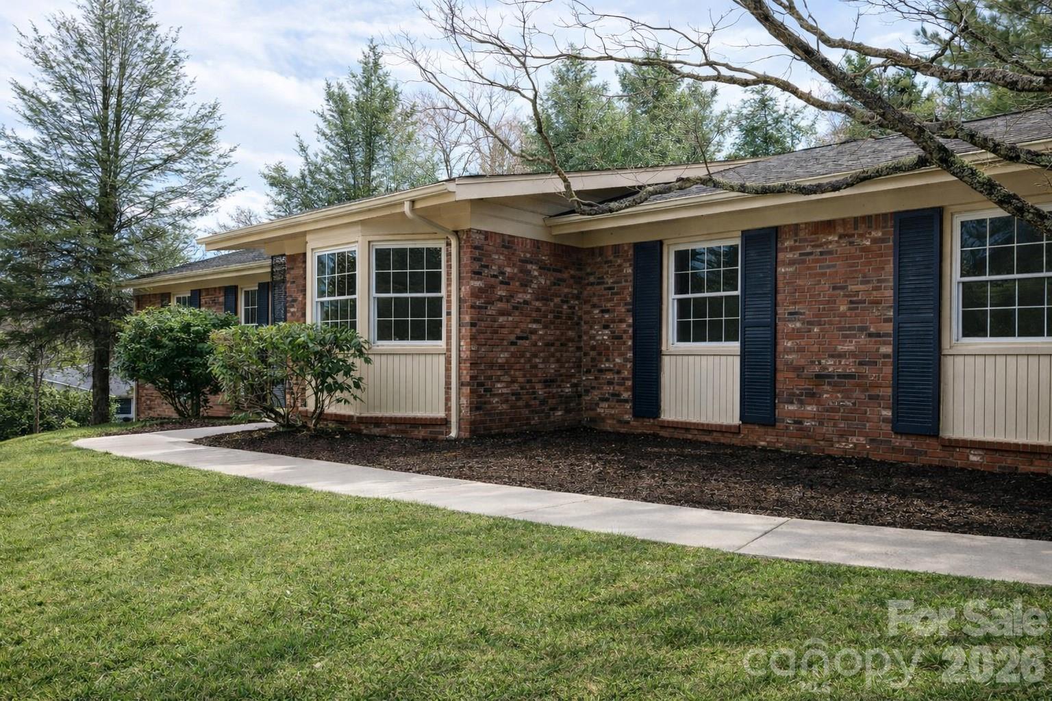 91 Haw Creek Circle Asheville NC 28805