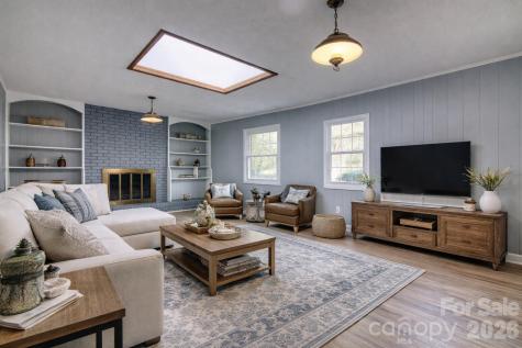 91 Haw Creek Circle Asheville NC 28805