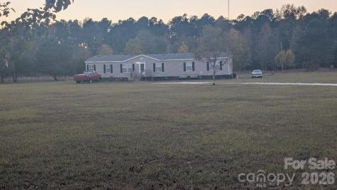 1163 Pit A Tat Road Kershaw SC 29067