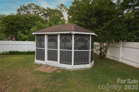 204 Clinton Avenue Clover SC 29710