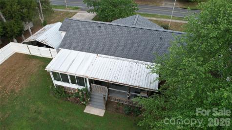 204 Clinton Avenue Clover SC 29710