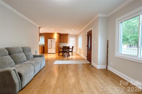 204 Clinton Avenue Clover SC 29710
